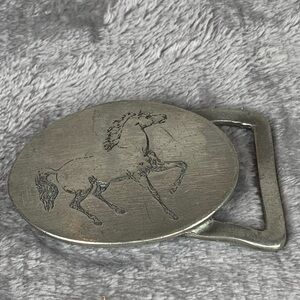Old Forge Metals Pewter Western Belt Buckle  Horse Engraving Oval‎ Silver Tone